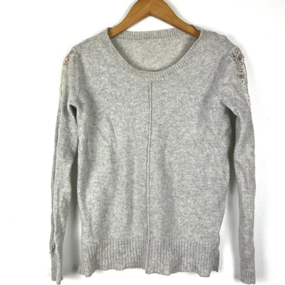 Women’s Gray Cashmere Sweater Sz S Sleeve Lace Insert Quiet Luxury Soft Cosy‎